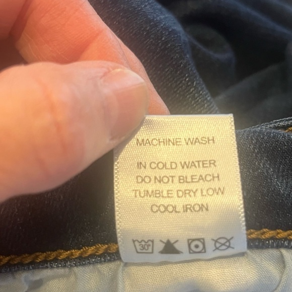 JUDY BLUE Dark Wash Non Distressed Boyfriend Jeans - Picture 5 of 6